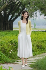 夏日 OOTD—把公园的温柔穿在身上